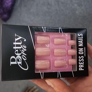 NIB Press on Nails